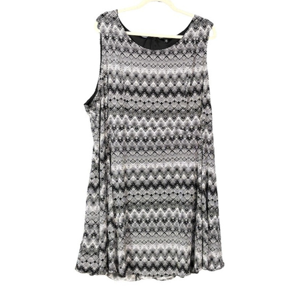 Torrid A Line Dress Size 26 Fit & Flare Sleeveless Lined Black Whimsygoth Casual - Picture 1 of 8